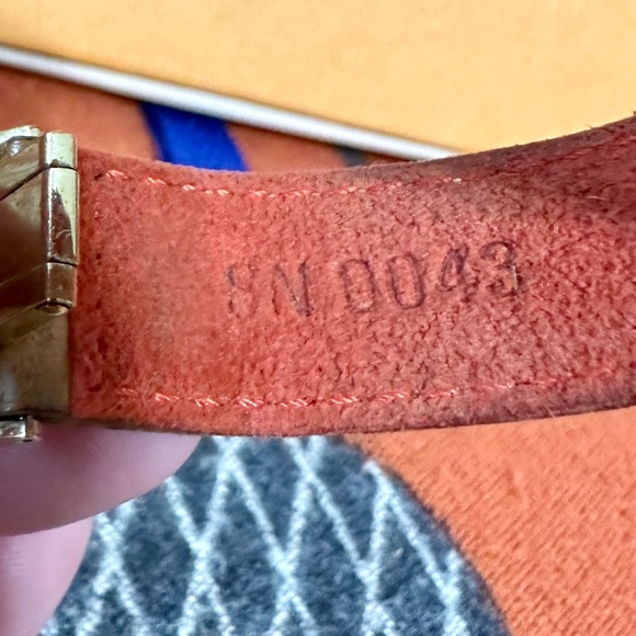 LOUIS VUITTON❤️🌟 IMPREINTE BROWN VACHETA LEATHER BRACELET⭐️ - Picture 5 of 9